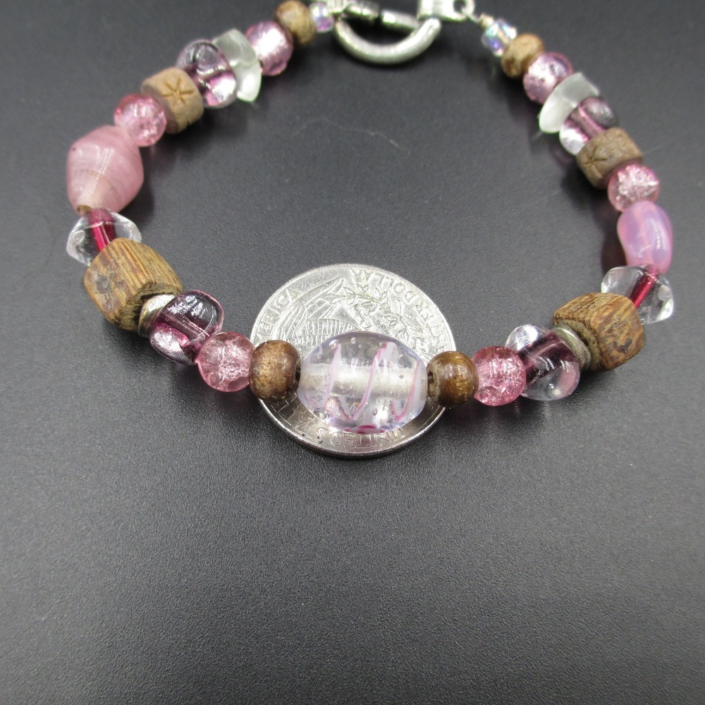 Vintage 8 Inch Elegant Glass Beaded Bracelet - Picture 3 of 4